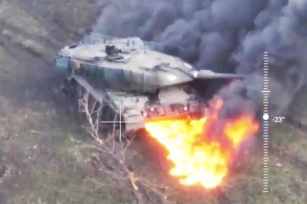 Destroyed Leopard tank. - Sputnik Africa