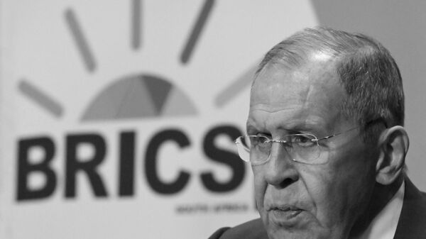 «Grâce aux BRICS, il y aura certainement un nouvel ordre mondial» - Sputnik Afrique