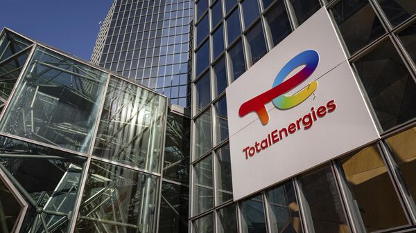 The logo of TotalEnergies is seen at the company's headquarters skyscraper in the La Defense business district in Courbevoie near Paris, France, Wednesday, March 1, 2023. - Sputnik Africa