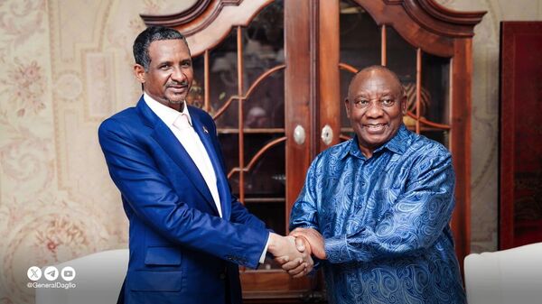 South African President Cyril Ramaphosa receives Mohammed Hamdan Dagalo of Sudan's paramilitary Rapid Support Forces (RSF) at the Mahlamba Ndlopfu official residence in Pretoria, South Africa, Thursday, January 4, 2024. - Sputnik Africa