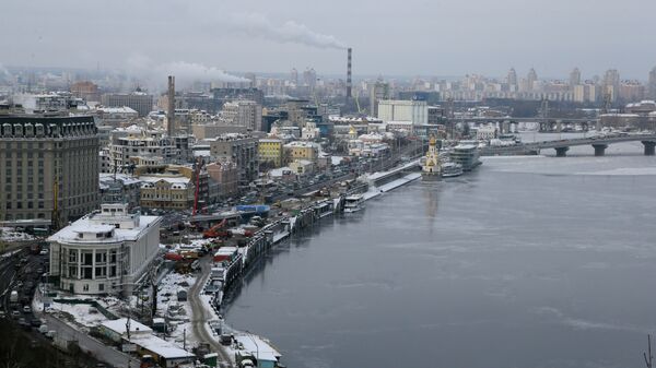An aerial view of the right bank of the Dnieper River in the Ukrainian capital Kiev on a snowy winters day Thursday, Dec. 20, 2012 - Sputnik Africa