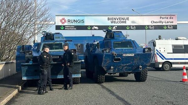 15.000 policiers et gendarmes mobilisés à Paris pour prévenir d'éventuels troubles  - Sputnik Afrique