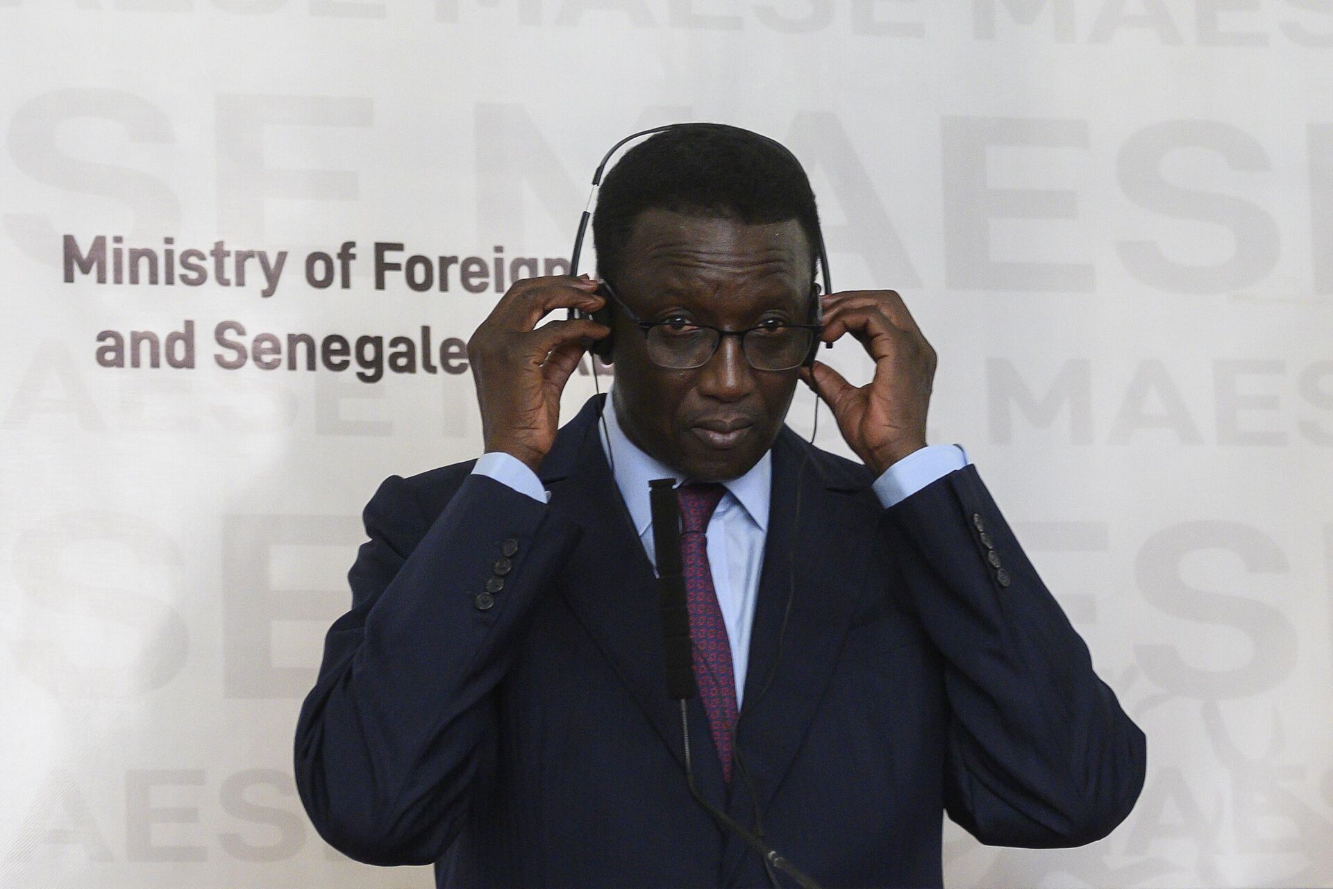 Senegal's Foreign Affairs minister Amadou Ba - now prime minister and presidential candidate for the 2024 elections - attends a press conference at the Presidential Palace, in Dakar, Senegal, Sunday, Feb. 16, 2020. - Sputnik Africa, 1920, 02.02.2024