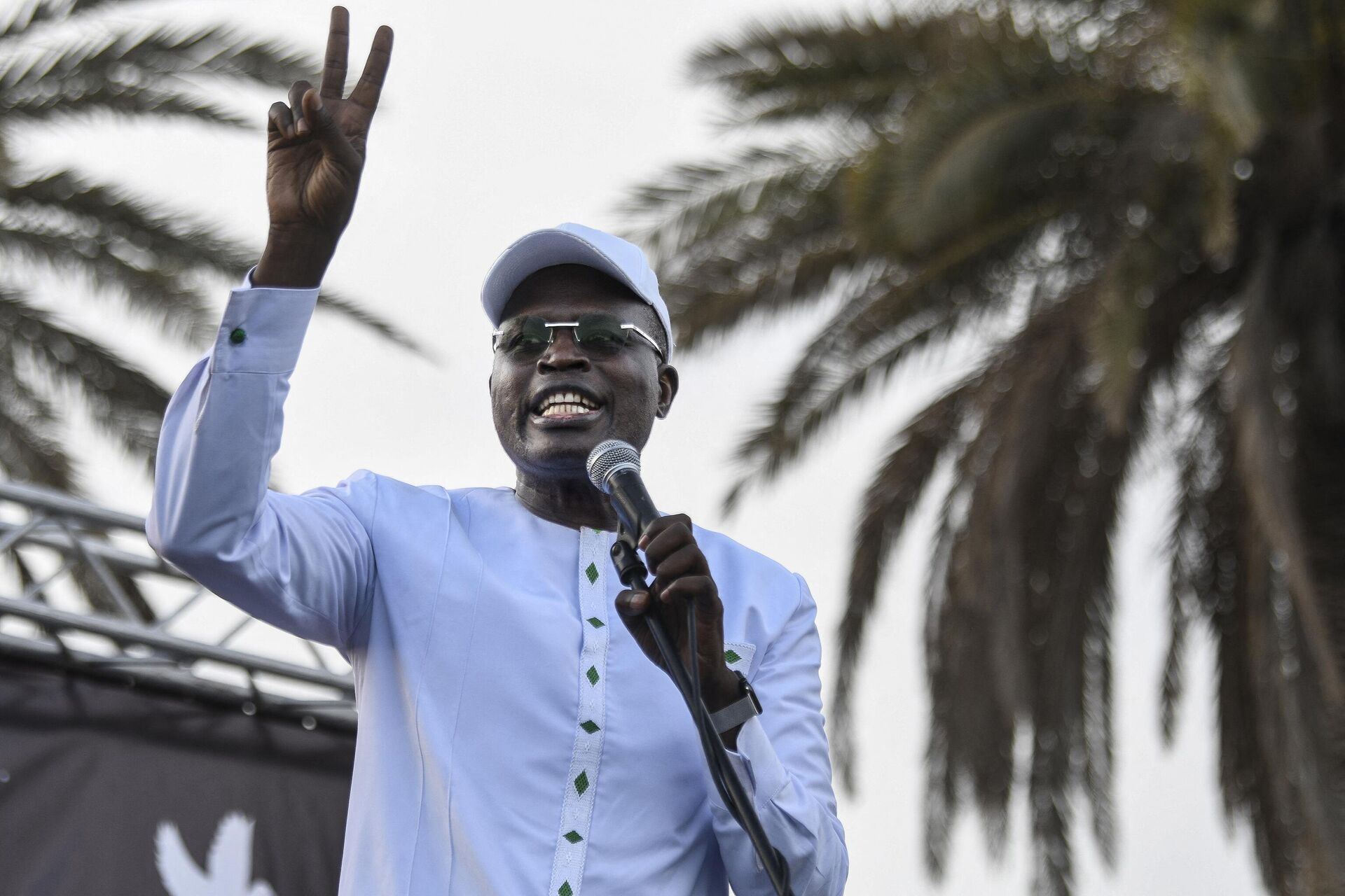 Senegalese Politician Khalifa Ababacar Sall delivers a speech during a rally of the Senegalese opposition at the Place de l'Obelisque in Dakar, on June 8, 2022. - Sputnik Africa, 1920, 02.02.2024