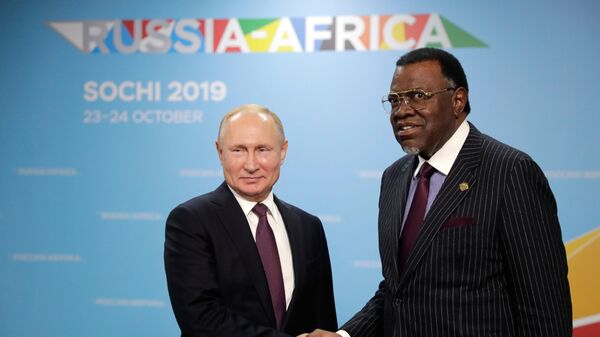 Russian President Vladimir Putin and President of the Republic of Namibia Hage Gottfried Geingob (right) during a meeting on the sidelines of the Russia-Africa summit. - Sputnik Africa
