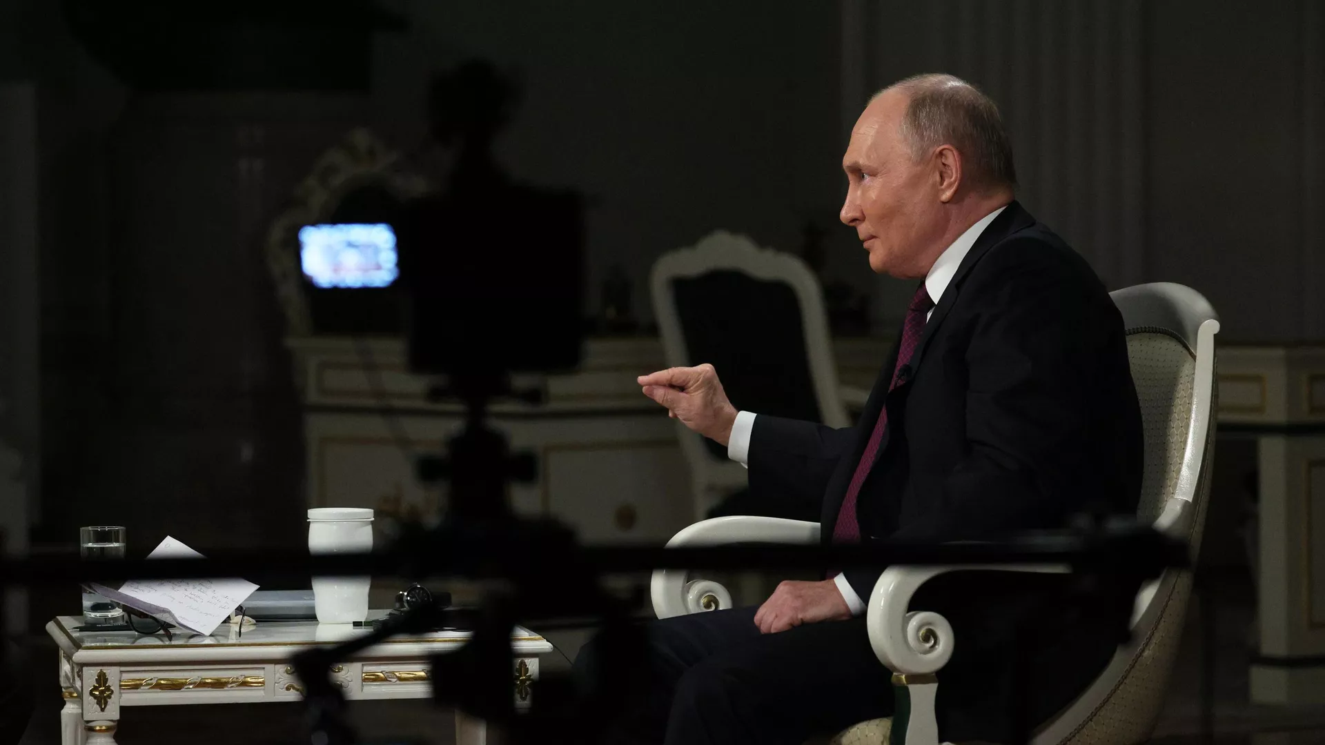 Vladimir Poutine accorde une interview à Tucker Carlson, le 6 février 2024 - Sputnik Afrique, 1920, 10.02.2024