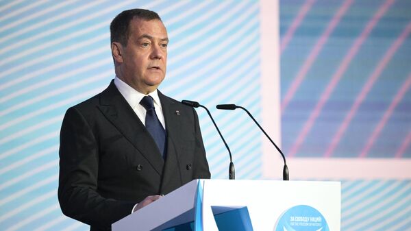 Dmitri Medvedev au Forum Pour la liberté des nations - Sputnik Afrique