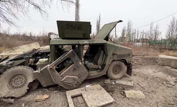 Damaged military equipment in Avdeyevka. - Sputnik Africa