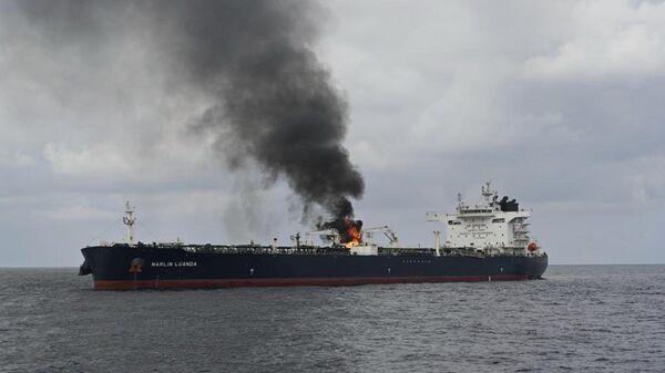 n this photo provided by the Indian Navy on Saturday, Jan. 27, 2024, a view of  the oil tanker Marlin Luanda on fire after an attack, in the Gulf of Aden.  - Sputnik Africa