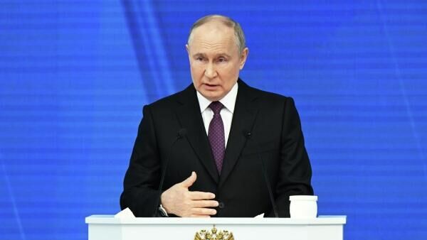 Vladimir Poutine s'adresse au Parlement russe, le 29 février 2024 - Sputnik Afrique