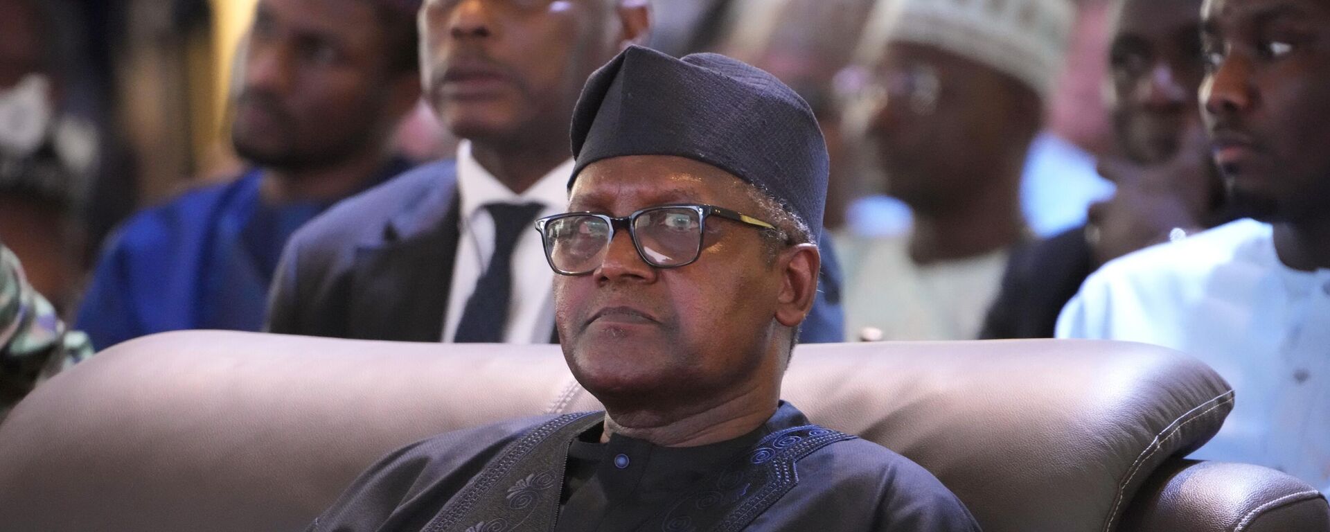 Aliko Dangote, Africa's wealthiest man, attends the opening ceremony of Africa's biggest oil refinery in Lagos, Nigeria, Monday, May 22, 2023.  - Sputnik Africa, 1920, 19.05.2024