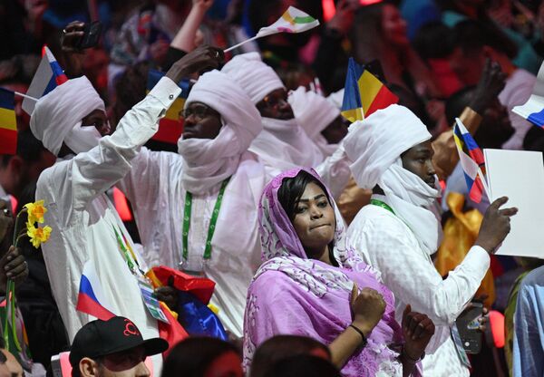 Spectators at the closing ceremony of the World Youth Festival. - Sputnik Africa