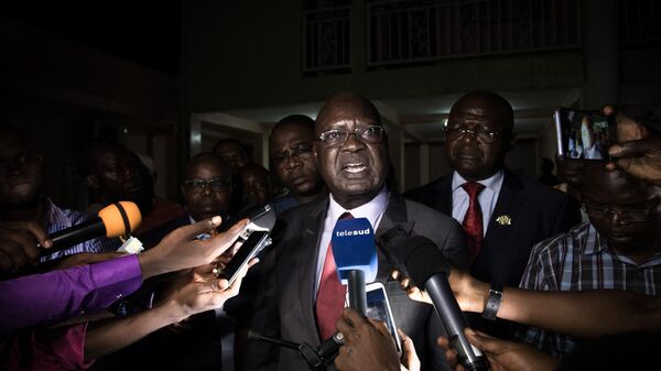 Simplice Sarandji, former prime minister under Faustin Archange Touadera, and currently the campaign director for the MCU (Mouvement Coeur Unis), speaks to journalists after Touadera's victory in Bangui, on January 4, 2021. - Sputnik Africa