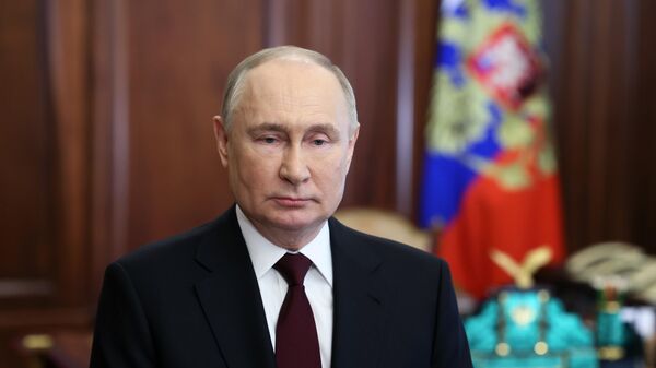 Ceux qui utilisent le régime de Kiev contre Moscou sont derrière l'attaque du Crocus, selon Poutine
