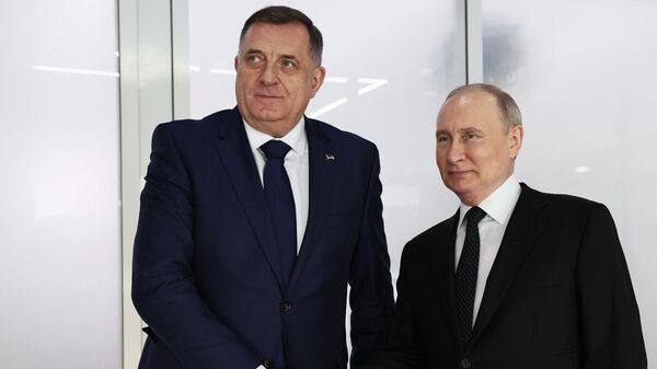 Russian President Vladimir Putin, left, and Republika Srpska President Milorad Dodik meeting in Kazan - Sputnik Africa