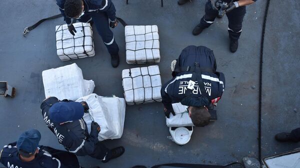 French navy intercepted record shipment of cocaine in West Africa - Sputnik Africa