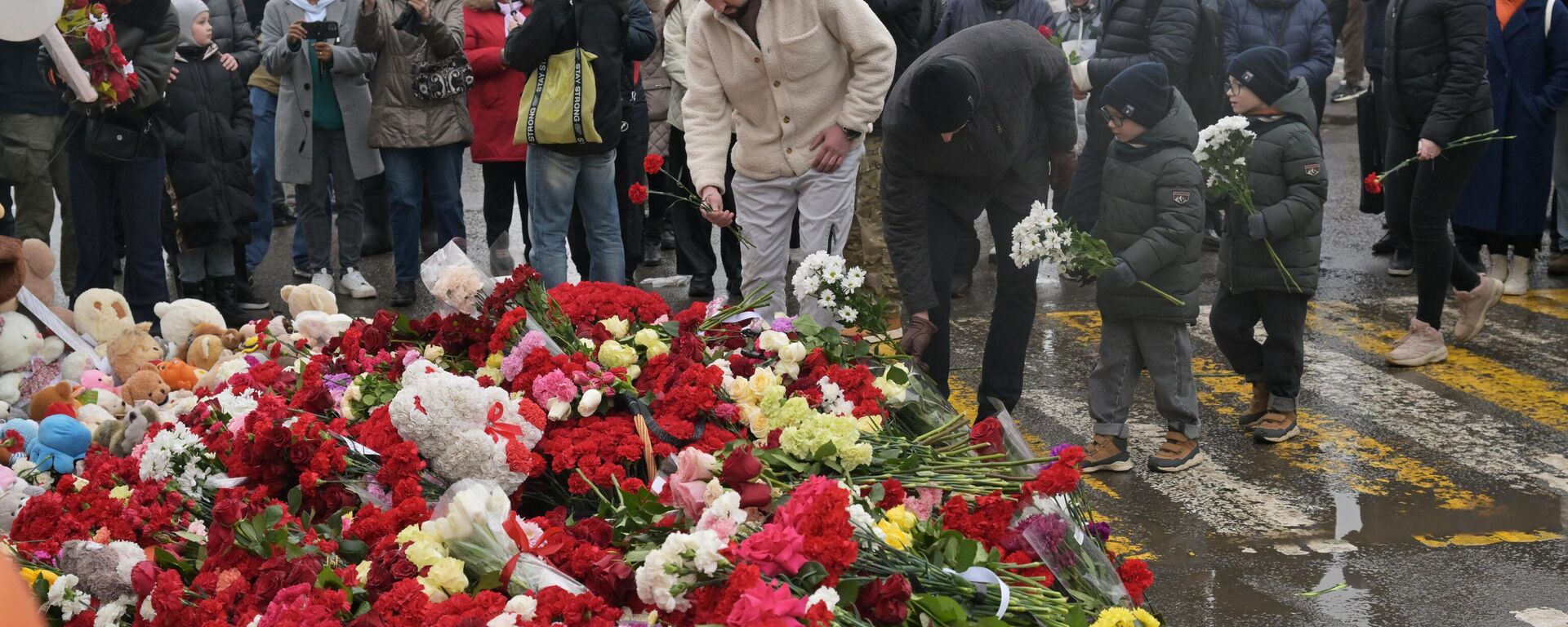 Actions in memory of the victims of the terrorist attack in Crocus City Hall - Sputnik Africa, 1920, 24.03.2024