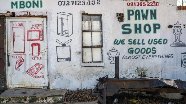 A pawn shop remains closed in the Soweto township in Johannesburg, South Africa, Friday, April 17, 2020. - Sputnik Africa