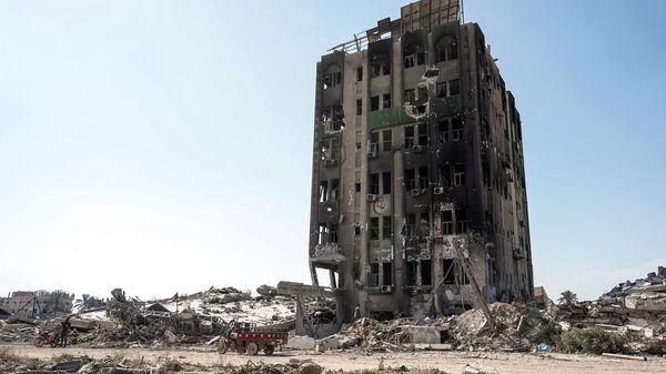 This picture taken on April 7, 2024, shows a view of the ravaged building of Al-Salam hospital in Khan Yunis after Israel pulled its ground forces out of the southern Gaza Strip, six months into the devastating war sparked by the October 7 attacks. - Sputnik Africa