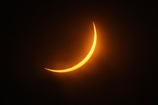 The moon passes the sun during a total solar eclipse, as seen from Eagle Pass, Texas, Monday, April 8, 2024.  - Sputnik Africa