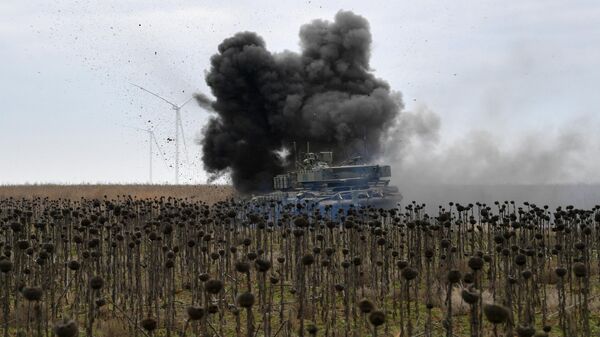Des chars de déminage otaniens ont sauté sur des mines en Ukraine