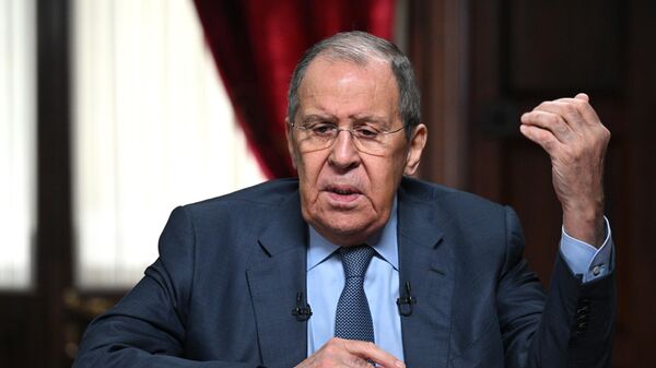 Sergueï Lavrov accorde une interview aux radios Sputnik, Komsomolskaïa pravda et Govorit Moskva - Sputnik Afrique