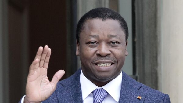 Togo's President Faure Gnassingbe waves before a working lunch at the Elysee Palace in Paris, Friday, April 9, 2021. - Sputnik Africa
