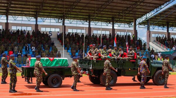 With a 19-gun cannon salute and a religious ceremony, Kenya on Saturday paid a military tribute to its army chief who died in a helicopter accident this week. - Sputnik Africa