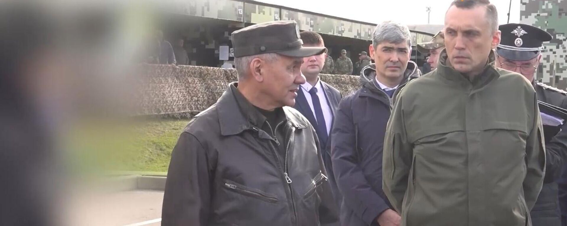Russian Defense Minister Sergei Shoigu was presented with advanced drones and small arms at the Moscow Military District training range. - Sputnik Africa, 1920, 20.04.2024