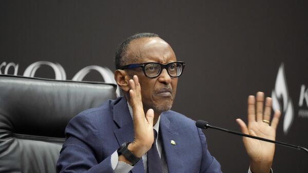 Rwanda's President Paul Kagame gestures as he gives a press conference at Kigali Convention Centre in Kigali, Rwanda, Monday, April 8, 2024. - Sputnik Africa