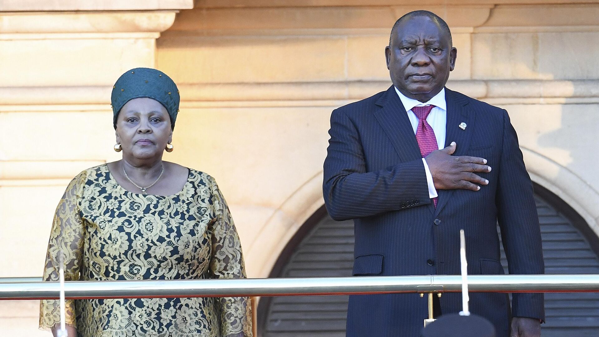 South African President Cyril Ramaphosa gestures while standing next to Speaker of the National Assembly of South Africa Nosiviwe Mapisa-Nqakula, left, ahead of his state of the nation address at the City Hall in Cape Town on Feb. 8, 2024.  - Sputnik Africa, 1920, 05.05.2024