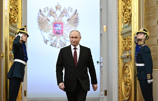 Le 7 mai 2024. Le Président élu russe Vladimir Poutine avant la cérémonie d&#x27;investiture au Kremlin. - Sputnik Afrique
