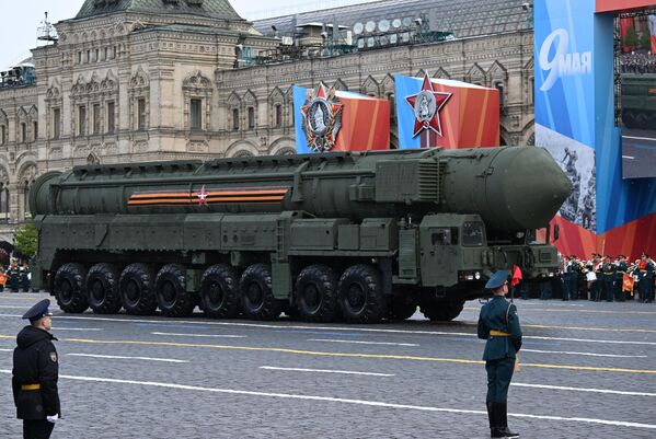 Yars autonomous missile launcher at the Red Square military parade in honor of the 79th anniversary of the victory the Great Patriotic War. - Sputnik Africa