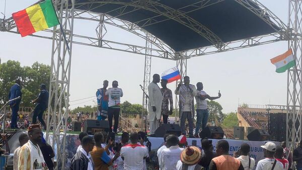 Rally in support of the transitional government of Burkina Faso on May 11, 2024, in the capital Ouagadougou. - Sputnik Africa