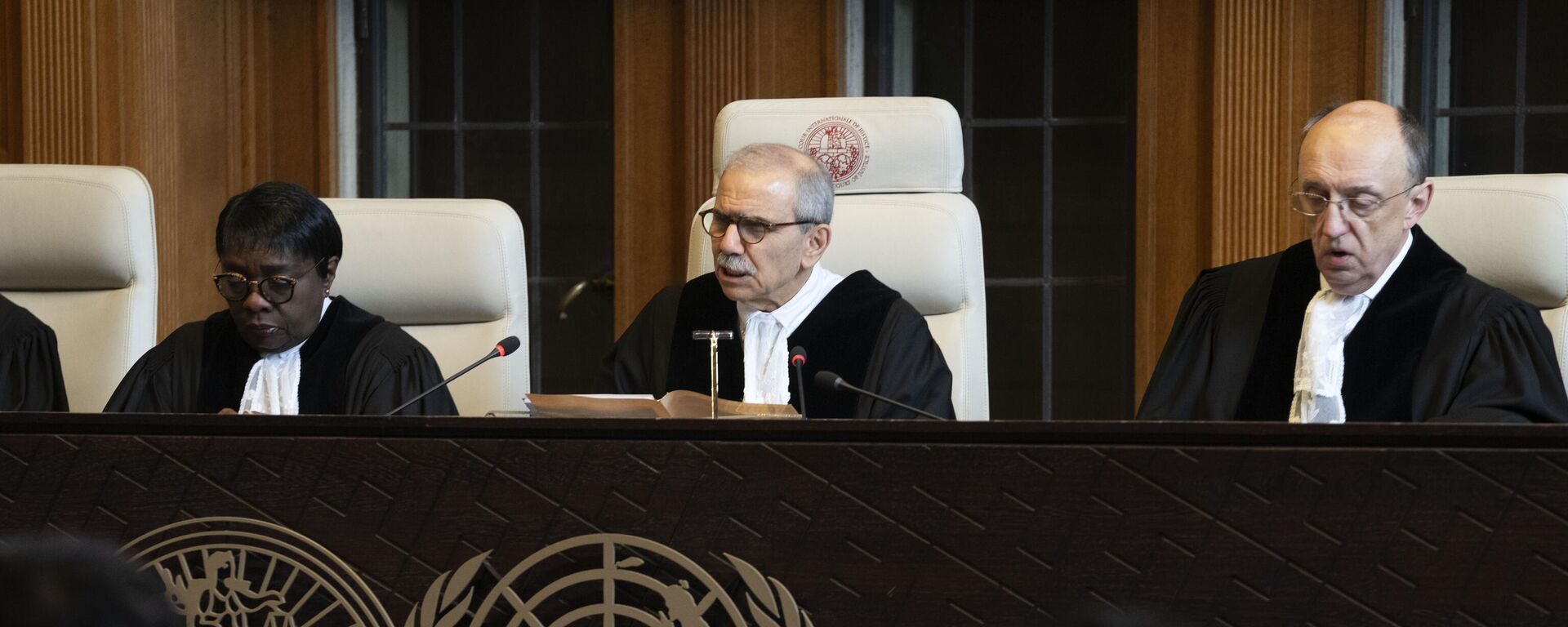 Judge Nawaf Salam, center, presides at the International Court of Justice, or World Court, in The Hague, Netherlands, Wednesday, May 1, 2024. - Sputnik Africa, 1920, 14.05.2024