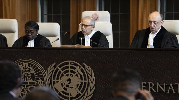Judge Nawaf Salam, center, presides at the International Court of Justice, or World Court, in The Hague, Netherlands, Wednesday, May 1, 2024. - Sputnik Africa