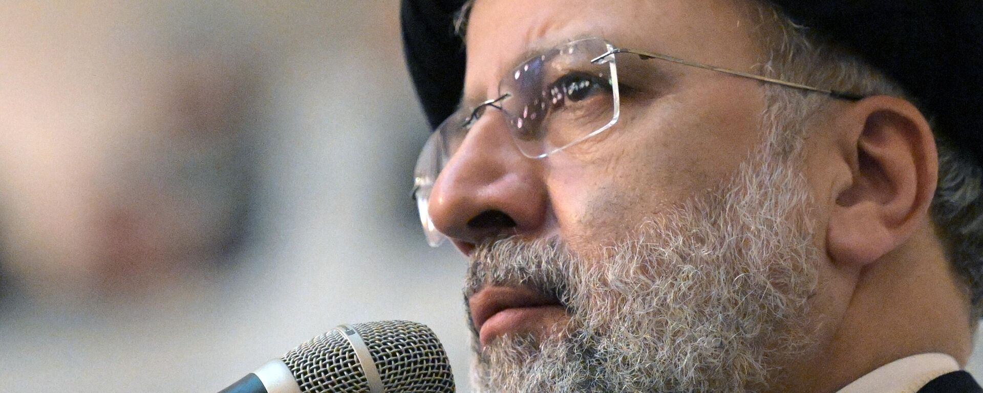 Iranian President Ebrahim Raisi speaks during a meeting with Russia's Muslim Spiritual Administration at the Moscow Cathedral Mosque, Russia. - Sputnik Africa, 1920, 20.05.2024