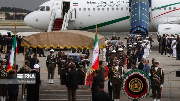 Farewell to Ebrahim Raisi at Mehrabad airport in Tehran - Sputnik Africa