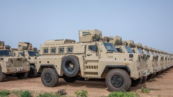 Un lot de matériel militaire acheté par le Burkina - Sputnik Afrique