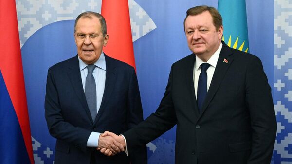 Russian, Belarussian FMs Address Press After Bilateral Talks in Minsk - Sputnik Africa