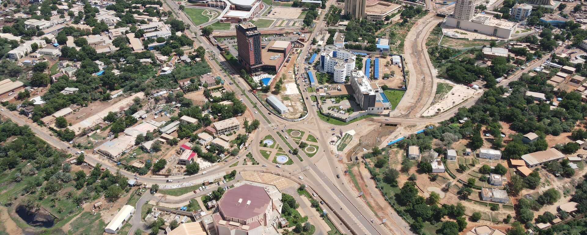 This aerial view from July 29, 2021, shows a general view of Niger's capital Niamey. - Sputnik Africa, 1920, 26.06.2024