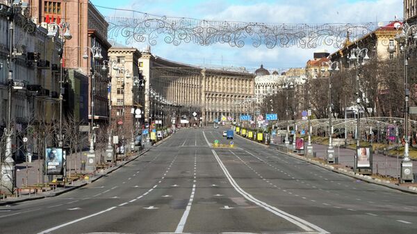 A view of Khreshchatyk, the main street, empty, due to curfew in the central of Kiev, Ukraine, Sunday, Feb. 27, 2022 - Sputnik Africa