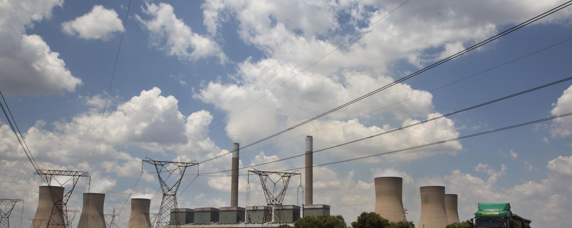 State-owned power utility Eskom, coal-powered Duvha power station, near Emalahleni (formerly Witbank) east of Johannesburg - Sputnik Africa, 1920, 13.09.2024