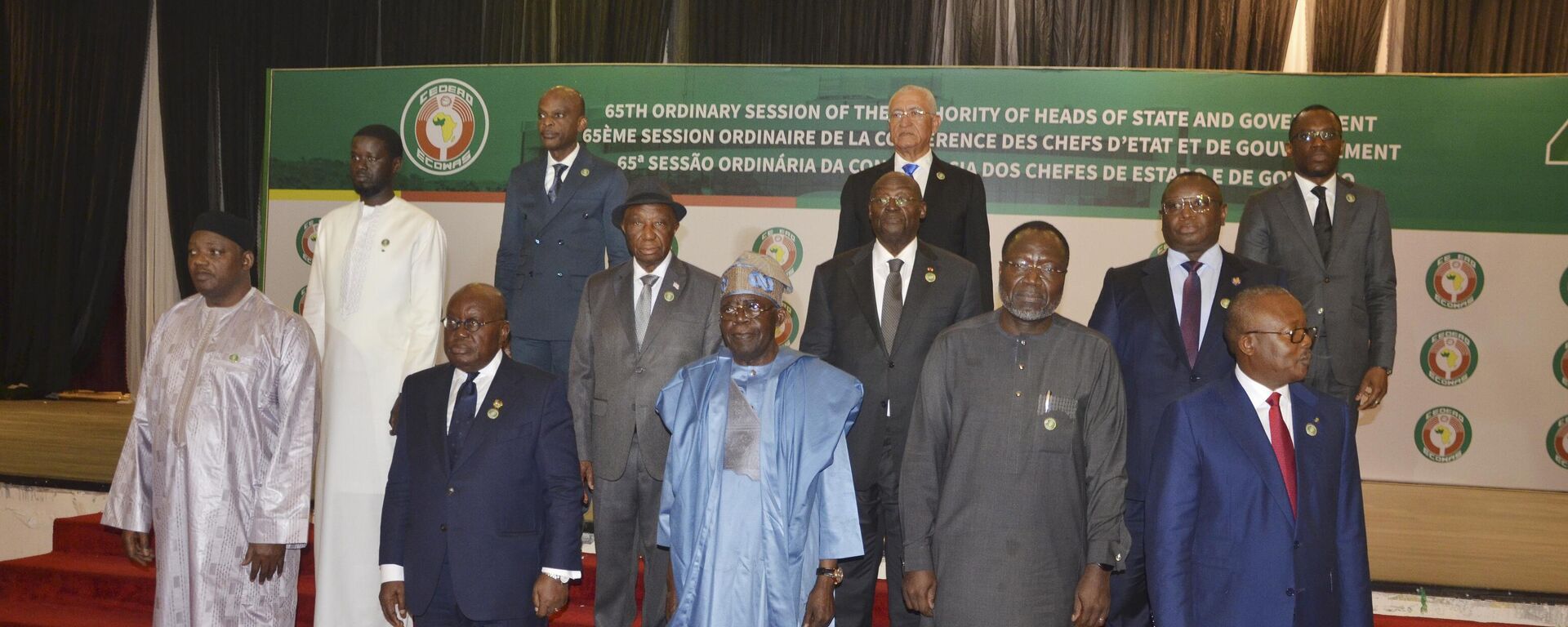 Nigeria's President, Bola Ahmed Tinubu, third from left, first row, poses for a group photo with other West African leaders, prior to the start of the ECOWAS meeting, in Abuja, Nigeria, Sunday, July 7, 2024. - Sputnik Africa, 1920, 08.07.2024