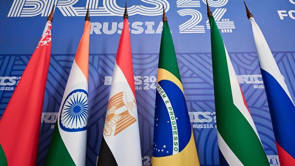 Flags of the countries participating in the meeting of the heads of emergency departments of the BRICS in Kazan. - Sputnik Afrique