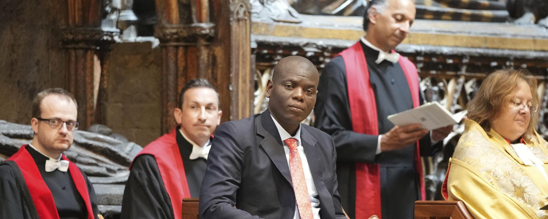 Ronald Lamola, Minister for International Relations and Co-operation, representing the South African government listen to the service of thanksgiving to celebrate the 30th anniversary of Democracy in South Africa at Westminster Abbey in London, Tuesday, July 16, 2024. - Sputnik Africa, 1920, 17.07.2024