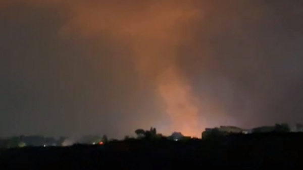 Israeli airstrike on the town of Aadloun in southern Lebanon - Sputnik Africa