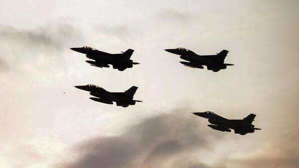 F16 aircraft of the Polish and Turkish Air Forces performing a demonstration flight as part of the NATO Summit in Warsaw - Sputnik Africa