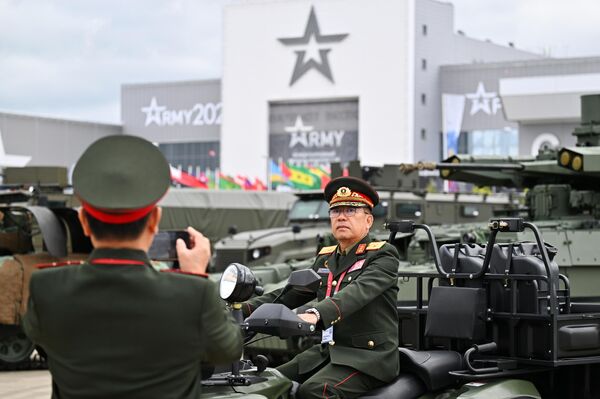 Military officials from foreign states attend the 10th International Military-Technical Forum Army-2024 at Patriot Congress and Exhibition Centre in Moscow region, Russia. - Sputnik Africa