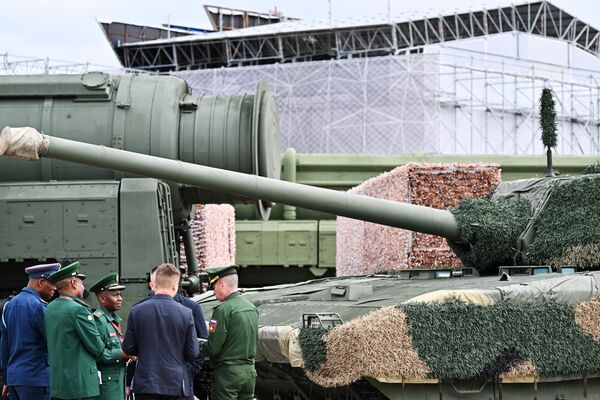 Military officials from foreign states attend the 10th International Military-Technical Forum Army-2024 at Patriot Congress and Exhibition Centre in Moscow region, Russia. - Sputnik Africa